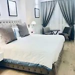 Booking Florence Apartment