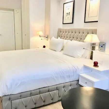Booking Florence * Florenz