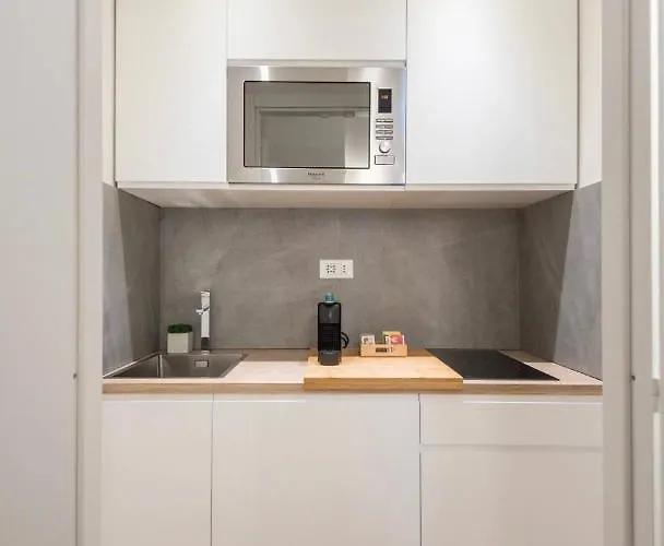 Booking Florence Apartmán *