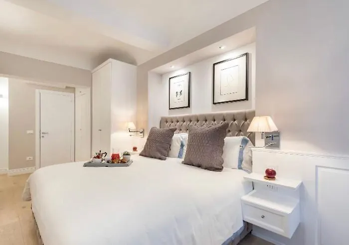 Booking Florence Florencie